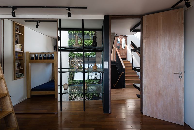 M HOUSE
